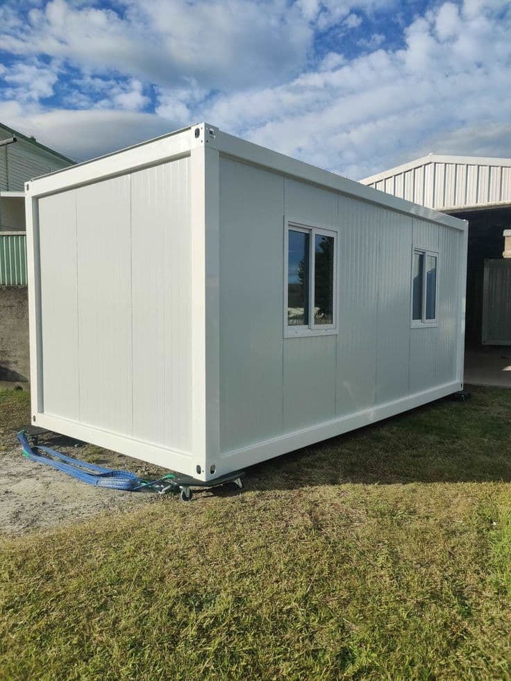 Mobile healthcare turnkey solution